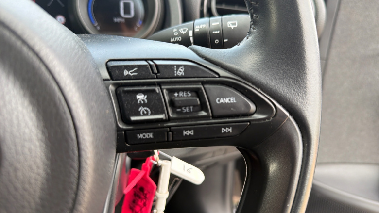 Toyota Yaris 1.5 Hybrid Design 5dr CVT Hybrid Hatchback